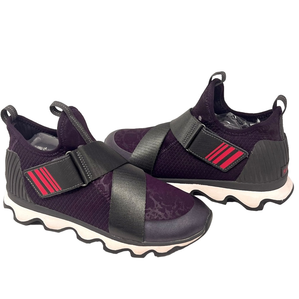 Sorel women's Kinetic Dark Plum Sneakers Size 9 - Picture 2 of 15